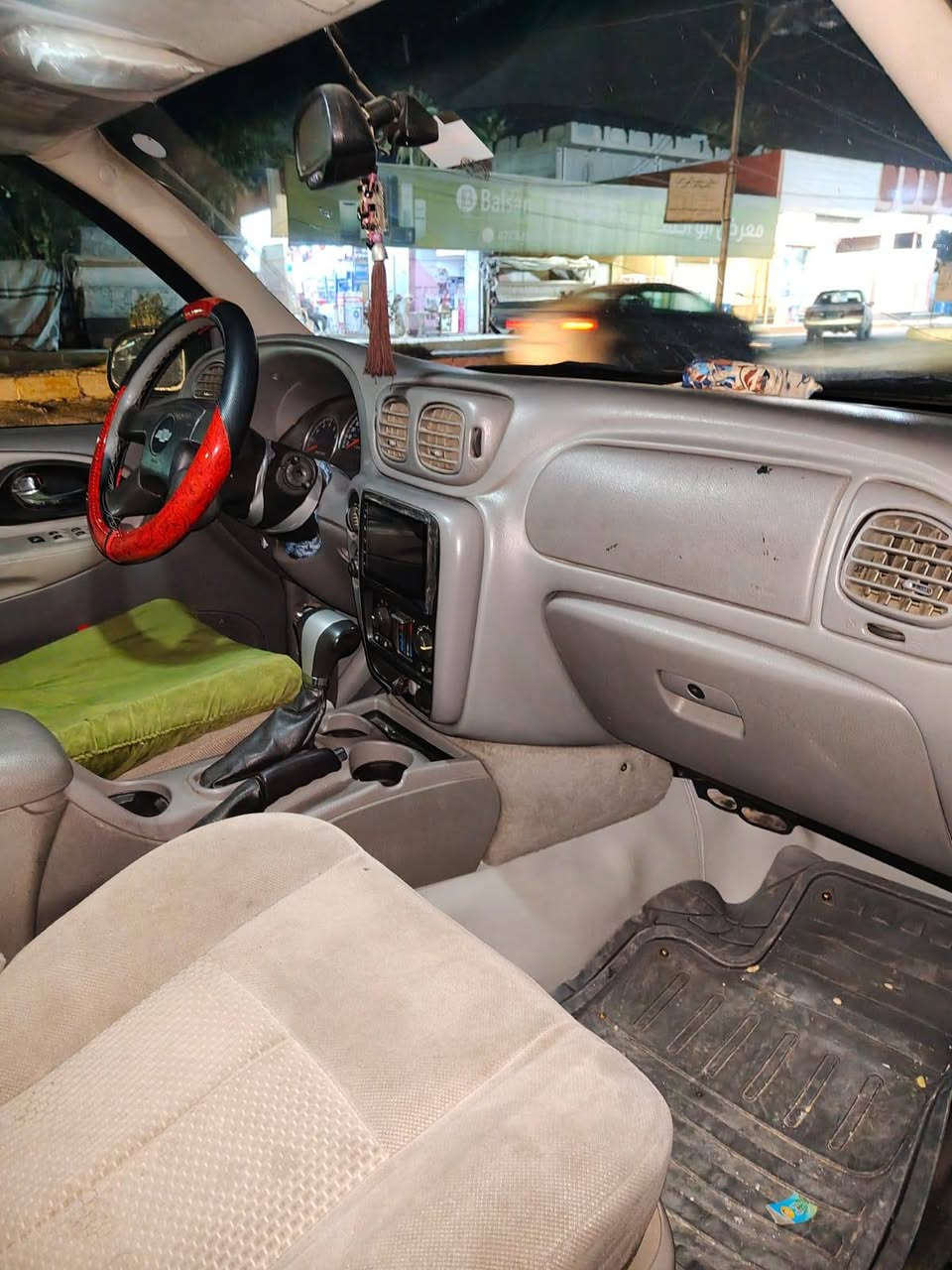 سلام وعليكم سيارا بلايزر للبيع موديل 2007 سيارا فول نضافه تعبان عليهه حيل كير محرك شرط بل كارتون سته سلندر رقم سليمانيه تحويل وكاله سنويه باقيلهه 7اشهر تنتهي سيارا بيهه قطعتين صبغ فقط مكفوله من الطخه والمعجون تخم تاير جديد صدر كله جديد شاشه/السعر 105وبيهه مجال/المكان ديالى جلولاء/الاتصال على الرقم
/***********

/***********
