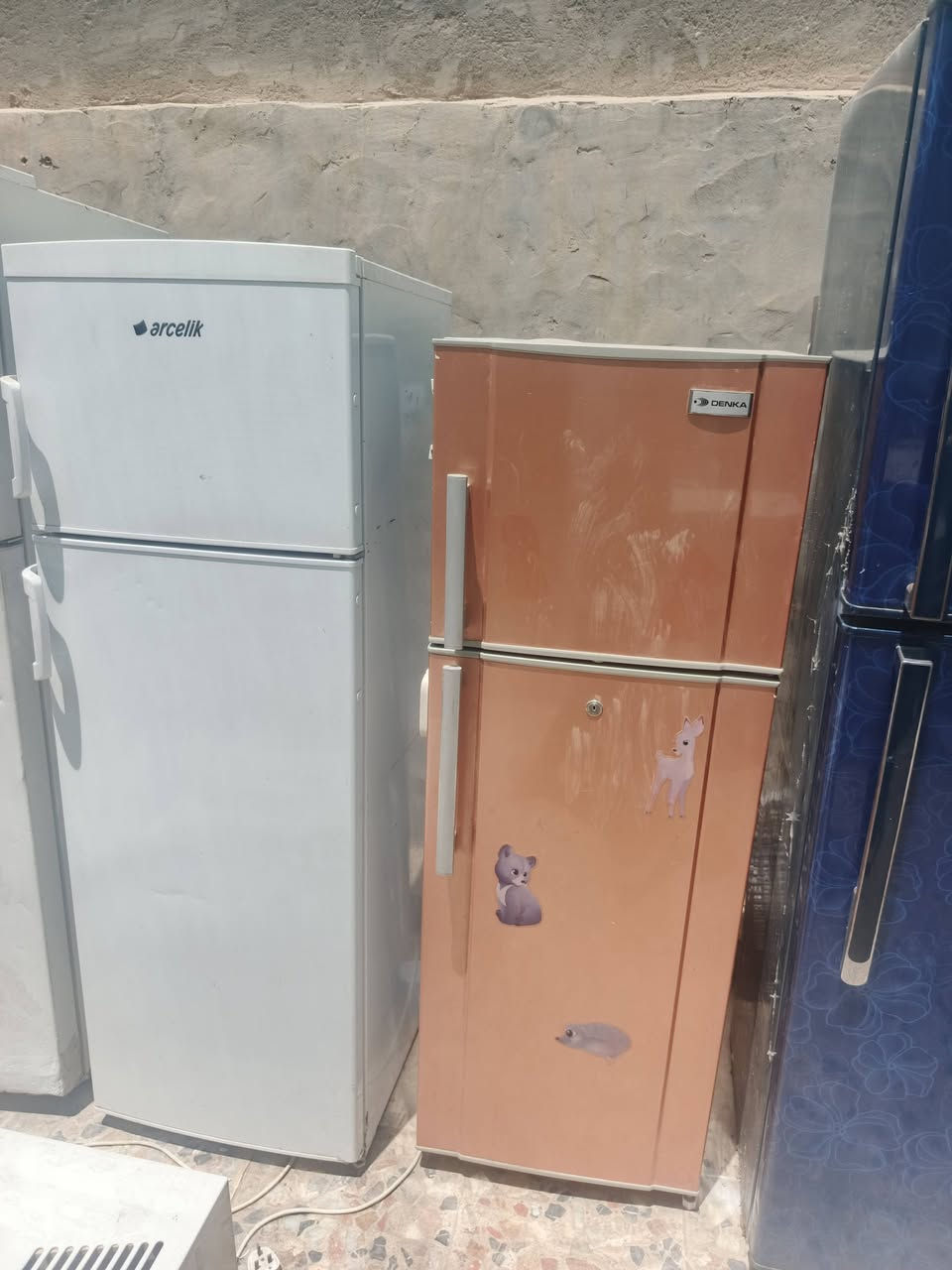 ثلاجات نضيفات جميع الاحجام و اسعار مناسبه 
كربلاء شبانات قرب محطة نيزك 
واتساب ***********
