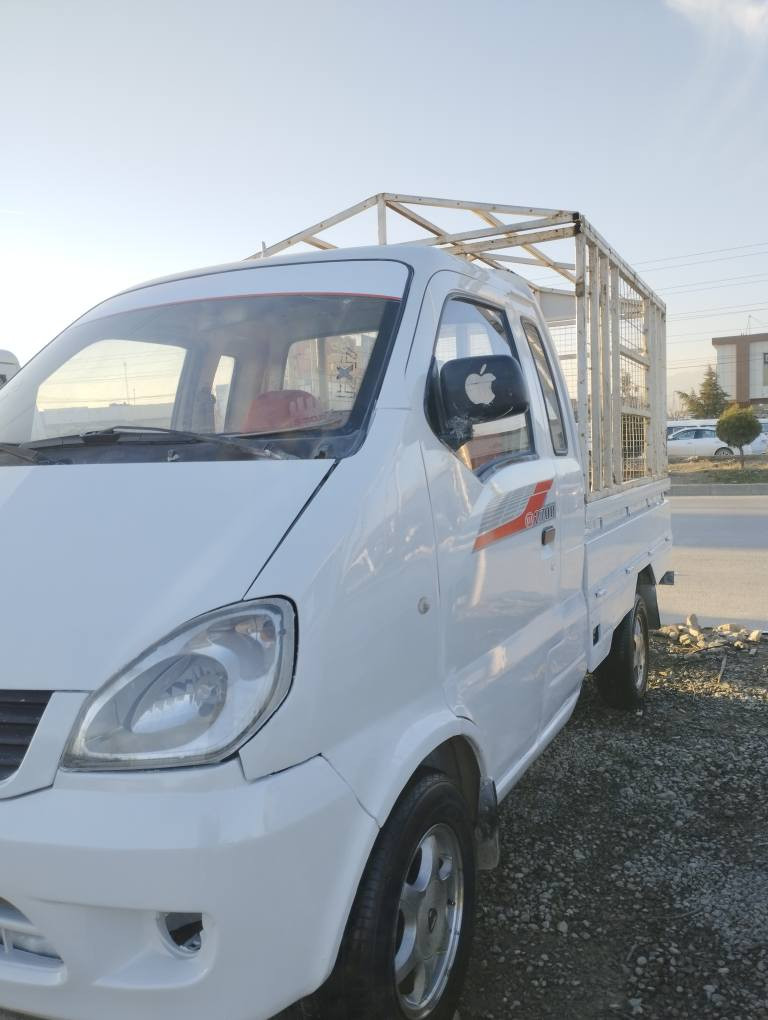 هایڤی ـ2007 گێڕو مەکینەو ئەکسلی بەشەرتە شانسی بەشەرتە تایەی لۆکە  مەنەفێستە تازە تندو تۆڵ کراوەتەوە هەموو گیانی بەشەرتە کارەبای گێچی بەنزین گێچی حەماوە گێچی ڕۆشتن هەمووی بەشەرتە گەرمی دەرەجەیەک  قوفڵ مەرکەزی  سعری 22 کەمێک معامەلە شوێن چواقوڕنە 
ڤایبەر واتس اپ
***********
*********** السليمانية, العراق
