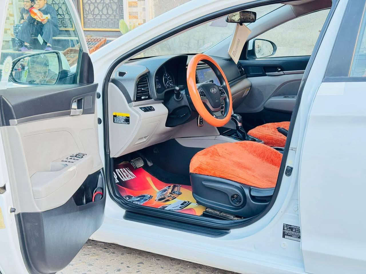 السلام عليكم
هونداي النترا 2017 وارد امريكي محرك 2000 دوش حره تحويل مباشر حادثه باب مبدل ورشات صبغ فقط بدون ضرر داخلي مواصفات شاشه كبيره كامره دواره بلاجكتور ويل كب كروم تحكم استيرن فول داخل لونين ثلاث انضمه قياده السياره جاهزه كير جديد محرك حداديه السعر 108 للتستفسار *********** مكاني ناصريه شارع بغداد
