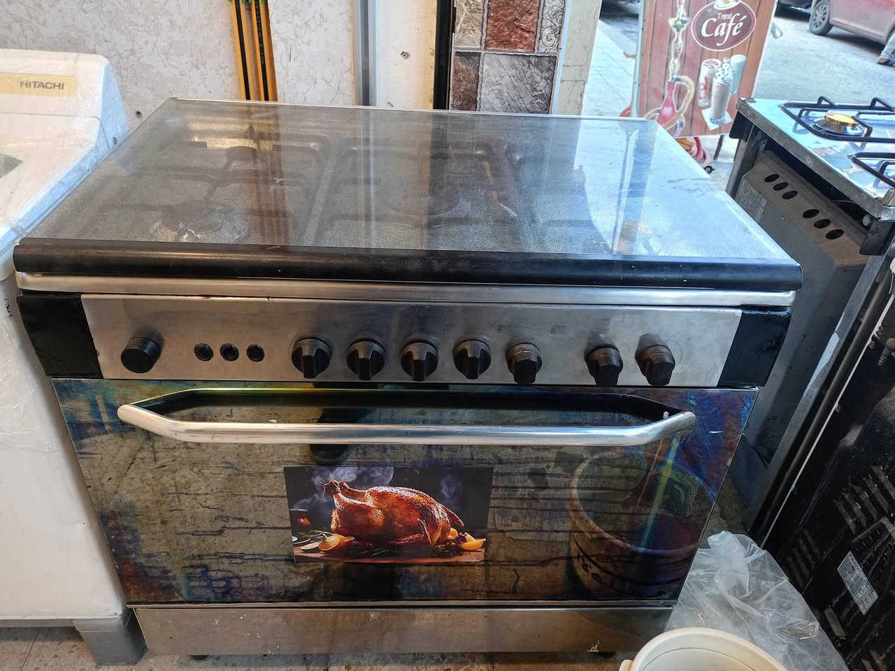 السلام عليكم ورحمة الله تعالى. محل ابو فراس وادي حجر قرب فلافل بدر الشري يجي خاص او  غير متواجد على الفيس.... /***********
