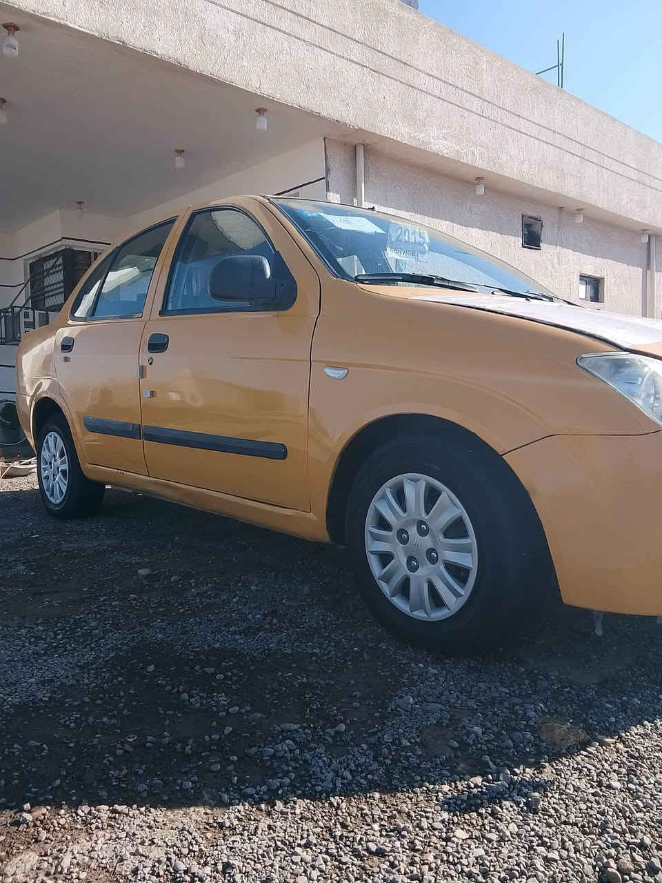 سلام عليكم طيبه 15
 جاملغ أمامي صبغ فقط الباقي مكفول 
كير محرك تبريد تدفئه كله شغال سعر 37وبيه مجال 
العنوان بغداد للاستفسار ***********
