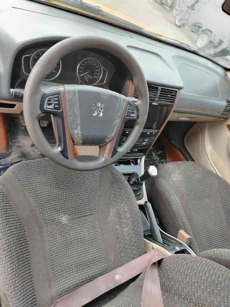 السلام عليكم... موديل ٢١ بيهه ظربه بلصندوك ومبدل جاملغهه الوره السايق وبيهه دخان بل محرك مطلوبه اقصاد للشركه سعرهه ٥٠ وبيهه مجال ميسان المجر الكبير... ارجو الاتصال على الرقم ***********. ميثم مجيد  للتفاصيل اكثر
