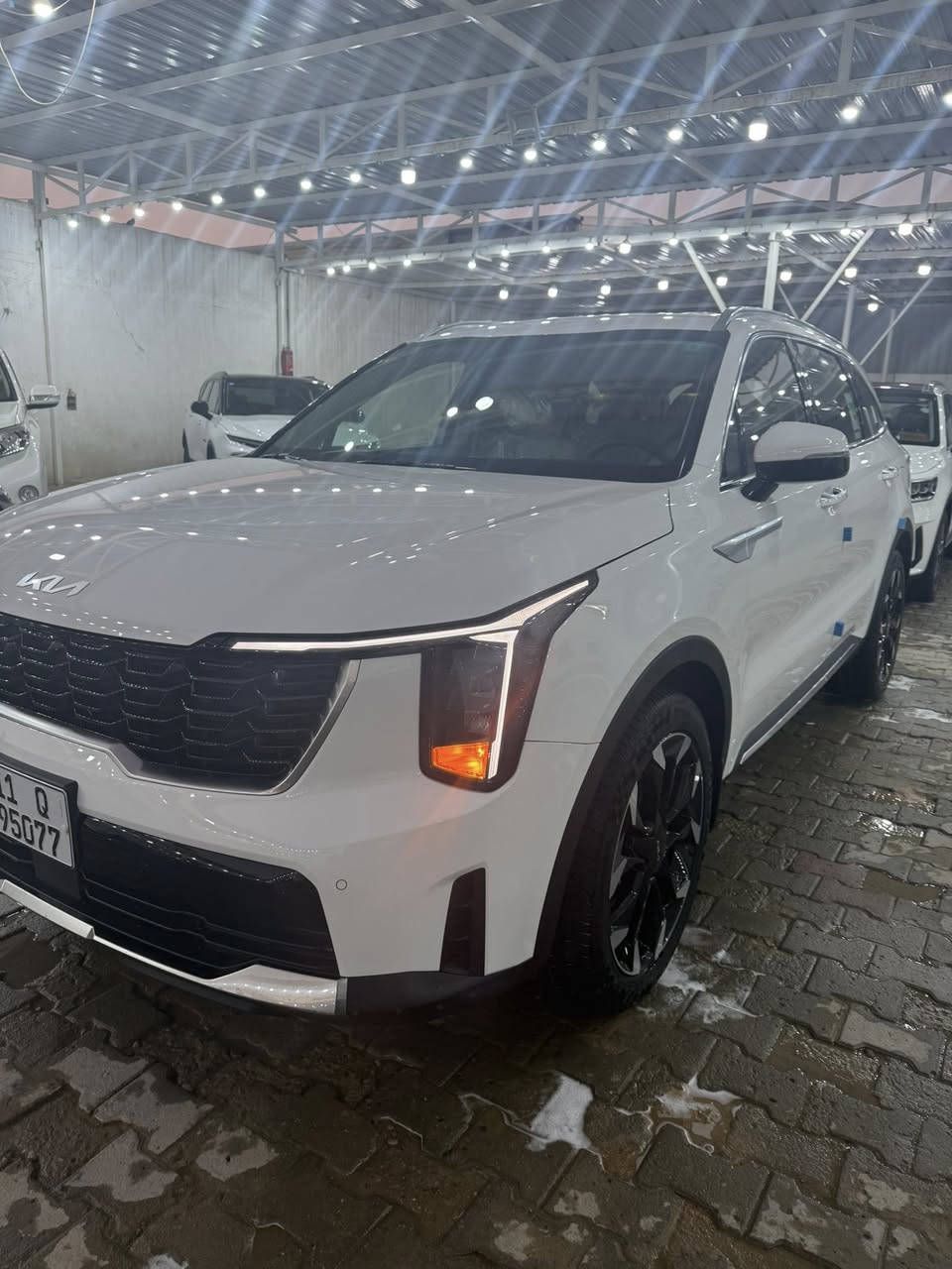 السلام عليكم سورنتو موديل ٢٥ جديده جدا على وضع 

الشركة    ماشيه ١١ الف      رقم بغداد.    تحويل موباشر

بصمه تشغيل بعد ٦ سلندر.    كير ماوس     سايد بريك 

بصمه اوتو هولد مانع    انزلاق كراسي    كهربائي جنطه 

كهربائيه     ويل ٢٠ دات    شو دبل    كامرا حساس اطار 

ام الضمان مكان     السيارة نجف السعر ٣٣٠ استفسار 

***********
