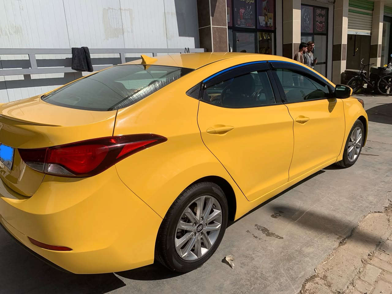 النترا موديل2014 صفراء 
السياره نظيفه خارج وداخل  مكينه وگير  وحدادية جديده 
تبريد كلشي خير من الله 
تحكمات ستيرن جهتين و ثلاث مودات قياده رايدها ب 105 ورقة وبيها مجال حق الجية
تفاصيل اكثر اتصل بالرقم 
***********
