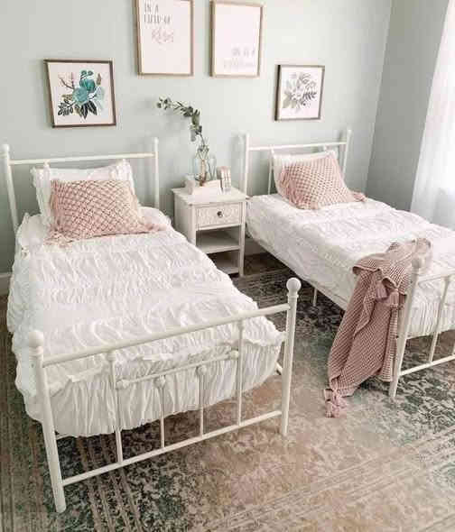 مجموعة اغراض جديدة للبيع اسعار حلوة اي استفسار دزولي طلب صداقة واني اتواصل وياكم او على الرقم واتساب ***********🌹
