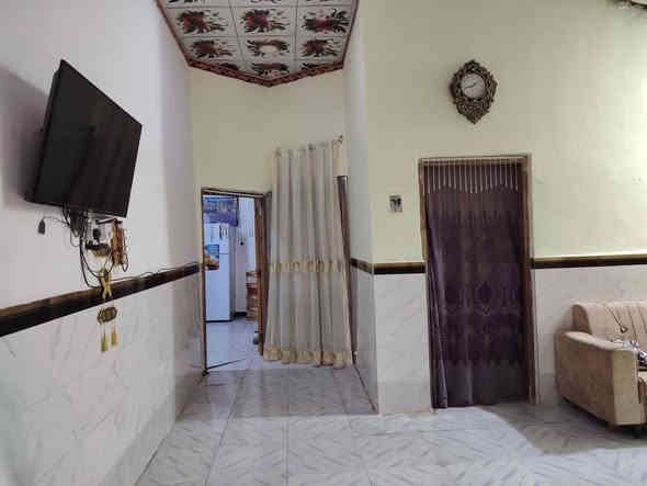 دار للبيع زراعي  200م ..كافة الخدمات ماء كهرباء مجاري . بناء بلوك كهرابئي كونكريت. يحتوي على 3غرف +استقبال 10م.  صالة مطبخ صحيات.....الموقع حي الجوادين سوق الشيوخ قرب نزلة سيد وحيد......لاستفسار ***********. اتصال +واتساب نستقبل جميع العروض في مكابنا الكائن في حي الجوادين قرب مدرسة شريف الرضي.
