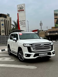 لاندكروز 2022 VX (توين تربوا ) ‏‎ضمان شركة SAS كل غراض بلادي موجود ماش...