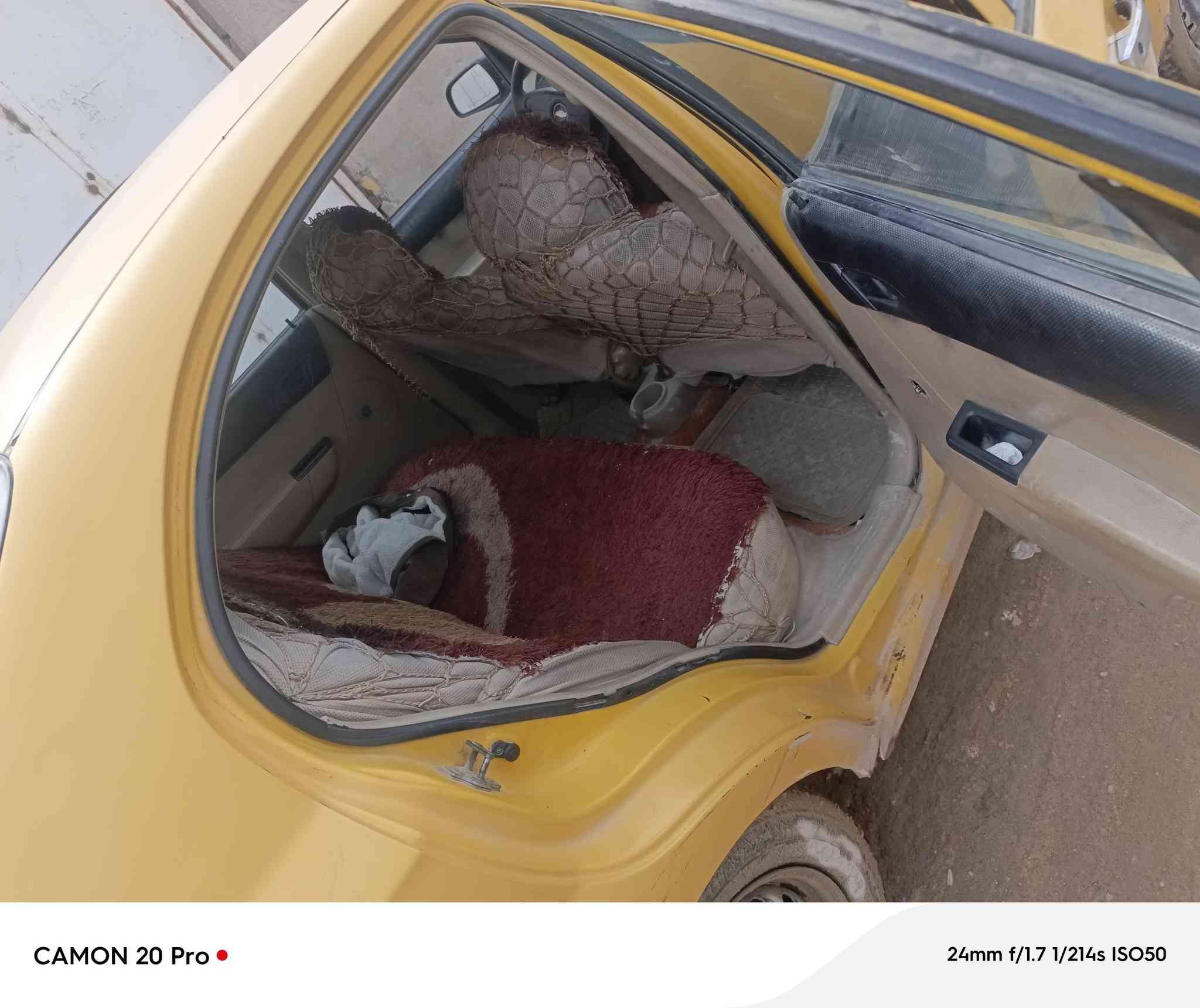 سلام عليكم افيو موديل 9 مبدل باب فقط باقي مكفوله من الضربه مصفره هيئه وغرمات مكينه  تبخر حداديه تعبانه مكاني رقم نجف 38وبيها مجال ***********
