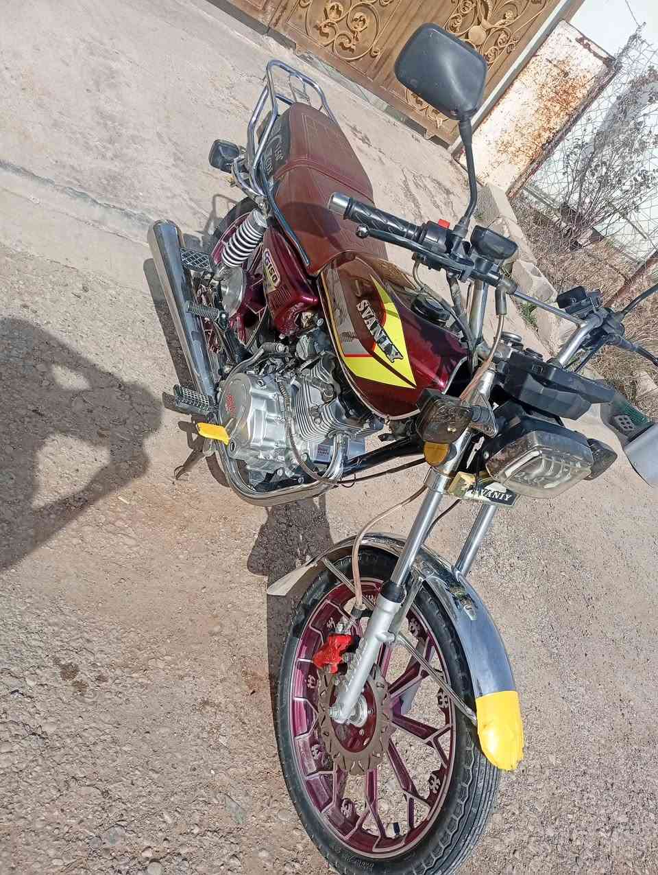 للبيع سيفان موديل 24دراجه كامله خير من الله اوراق كامله نتصل ودلل مكاني ديالى ناحيه سلام عله طريق دلعباس نتصل ودلل ***********
