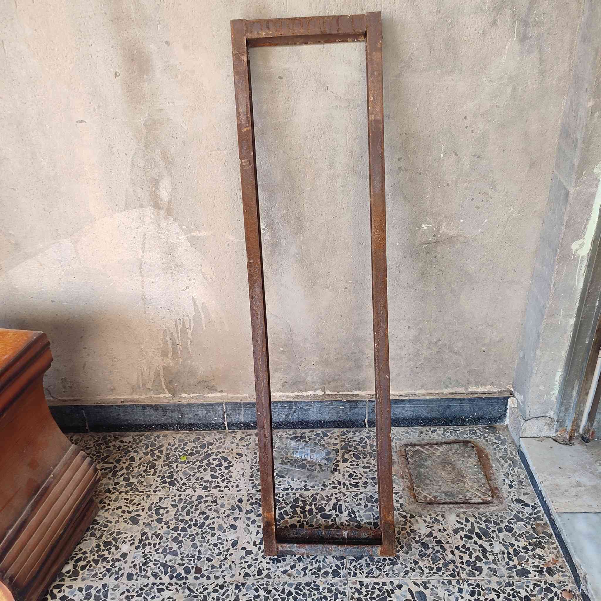 للبيع كلمن وسعره
***********
