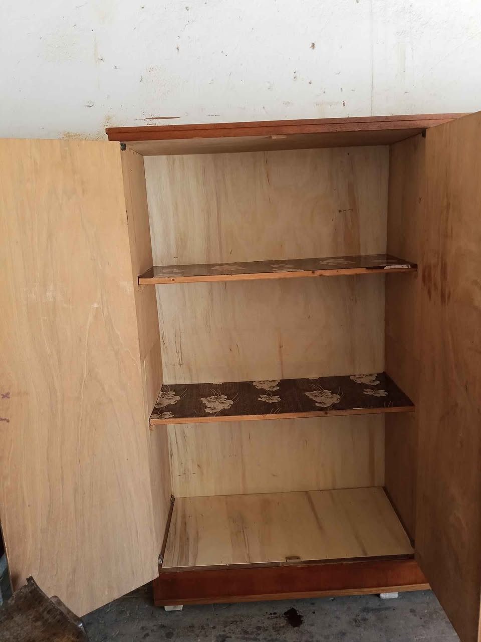 قنصور 5 ابواب السعر 140 للاتصال *********** أو *********** موصل, نينوى
