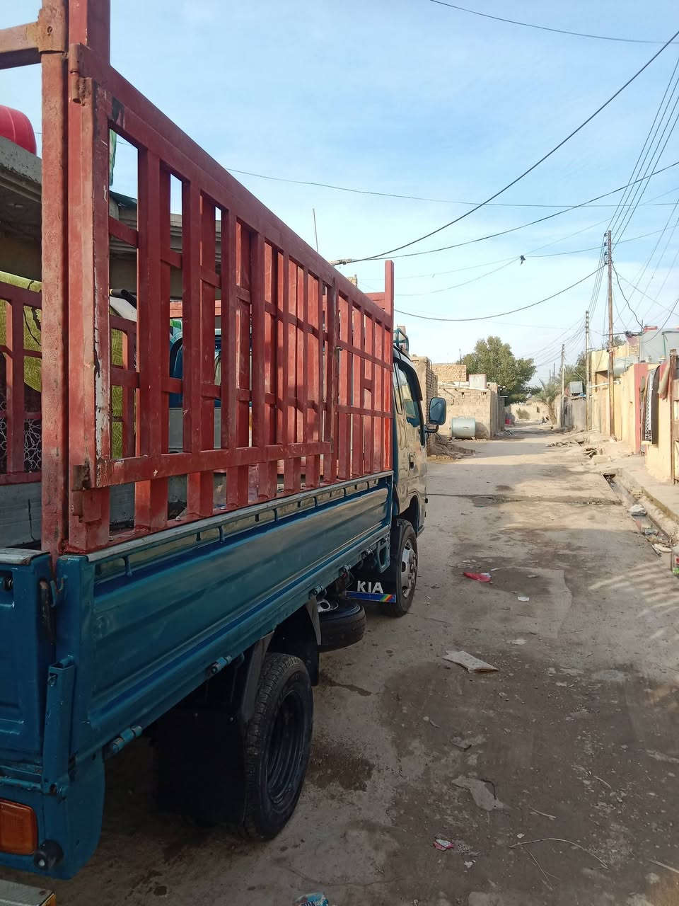 السلام عليكم ورحمه الله وبركاته
فونترا للبيع موديل 2000 كاملة 
مشروع وطني 
السيارة باسمي ثاني يوم احولك 
وين ماتريد احولك 

***********
***********
اي اسفسار اتصل وبك خير ودلل
مكان السيارة بغداد 
رقم السيارة كربلاء
