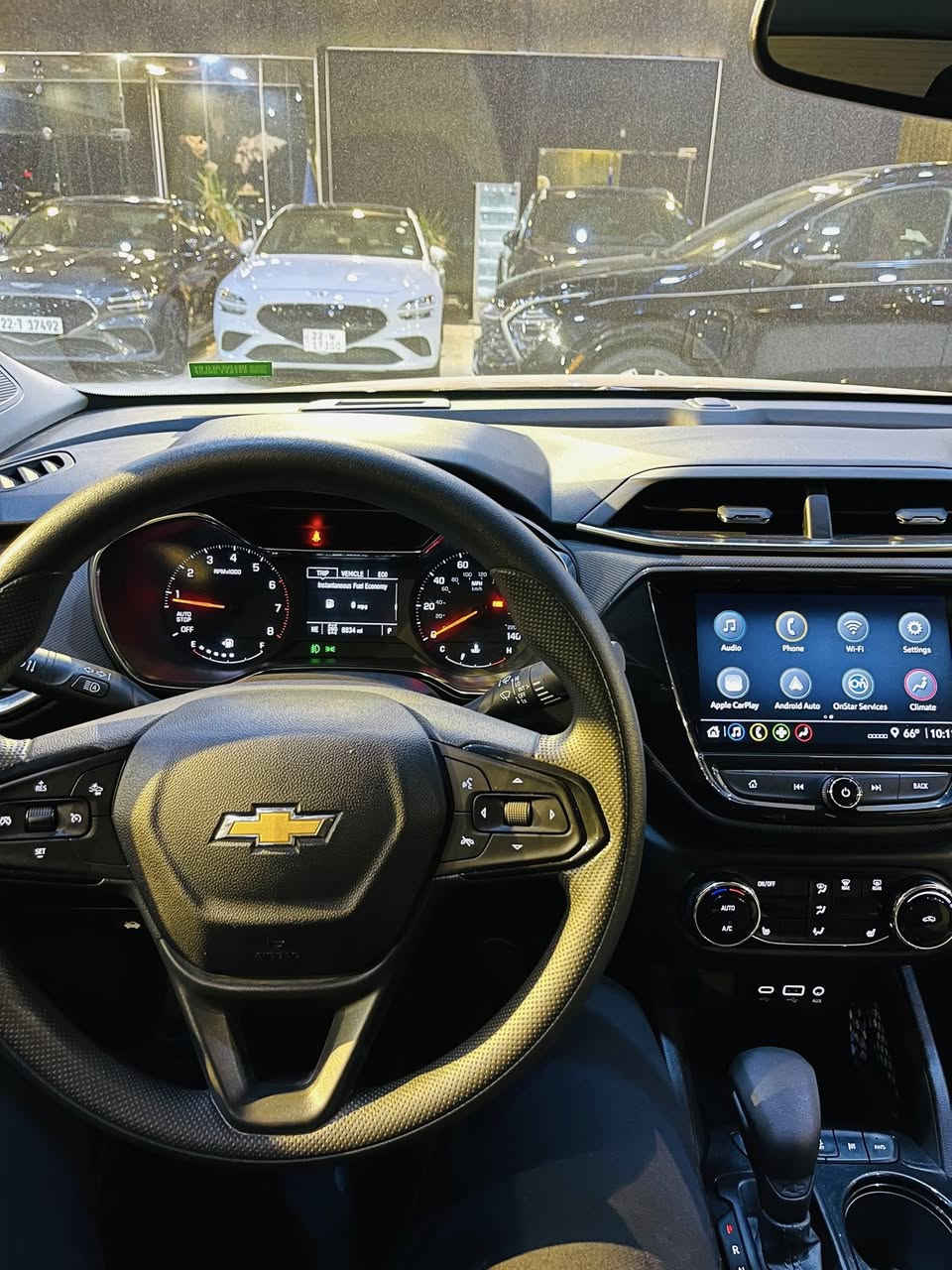 بسم الله ما شاء الله توكلنا على بركة الله.
#الحوت_لتجارة_ومزادات_السيارات 🇮🇶 

______________________________________

#اعلان_بيع_سيارة

🔷السيارة : شوفرليت ترايل بلايزر LT

🔷سنة الصنع :2023

🔷اللوحة : اربيل

🔶السعر : 165 ورقة

🔷الضرر : تبديل بابين نفس اللون مع صبغ الجاملغ الامامي اليمين. 

🔷ضرر الايرباك : بردة وكشن.

🔷رقم الشاصي : KL79MRSL7PB173727

______________________________________

🔷المواصفات:

🔹حجم المحرك 3 سلندر 1.3L توربو 

🔹عداد المسافة 8 الف ميل 

🔹رادار امامي وجانبي وخلفي

🔹تنبيه الخروج عن المسار

🔹كراسي مخمل

🔹كرسي السائق كهرباء

🔹تدفئة الكراسي الامامية

🔹اوتو ستوب

🔹دفع رباعي AWD

🔹ويل كب حجم 17 انج مع اطارات بحالة جيدة

🔹وضعيات قيادة

🔹لايتات LED بالكامل

🔹شاشه تحكم بالايعازات

🔹تحكم ستيرن جهتين

🔹بصمة ابواب وتشغيل وتشغيل عن بعد

🔹مع باقي المواصفات الاعتيادية

————————————————————————

☎️ الاتصال :

***********

***********

📍النجف الاشرف - المدينة المائية - مقابل حي الجامعة.
