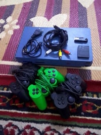 بلي 2 للبيع   جوستكات تلاثه  فلاش العاب   سعر 30وبي مجال اتصال هذا الر...