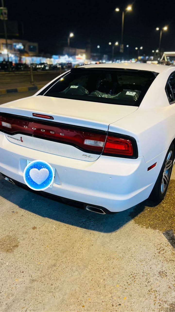 سلام عليكم شباب جانجر للبيع13رقم اربيل سنويه منتهيه كفاله بكان بارد بيه سياره جاهزه من تخم تاير حداديه مكينه كير كله بشرط سياره ما تصرف عليه الف حاضر وكاله اما تحويل مكان سياره ميسان مكلف بالنشر غير متواجد ع فيس رقم صاحب سياره ***********
