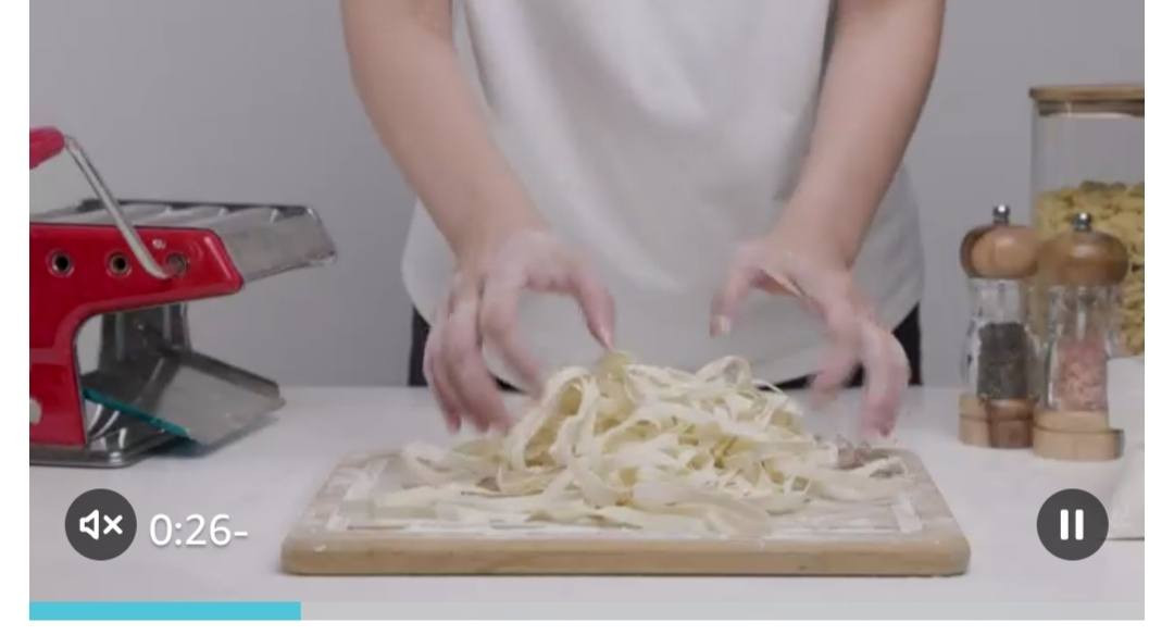 سلام عليكم 
ستاند تجفيف المعكرونة السباكتي 
والشعرية لاصحاب المطابخ والمطاعم وربة المنزل 
كامل الملحقات 
ستانليس ستيل مع رفوف رفيعة للتجفيف بلاستيكية 16 رف
يتحمل 2كيلو 
القاعدة مانعة للتزحلق
سهل الاستخدام والطي والتنظيف 
امزون اوربي
المواصفات وطريقة الاستخدام  
مذكورة بالصور 
السعر 15 الف 
متوفر توصيل لجميع المحافظات


**إذا كنت صاحب هذا الإعلان وتريد حذفه لأي سبب، رجاءا أرسل رسالة إلى الدعم الفني**