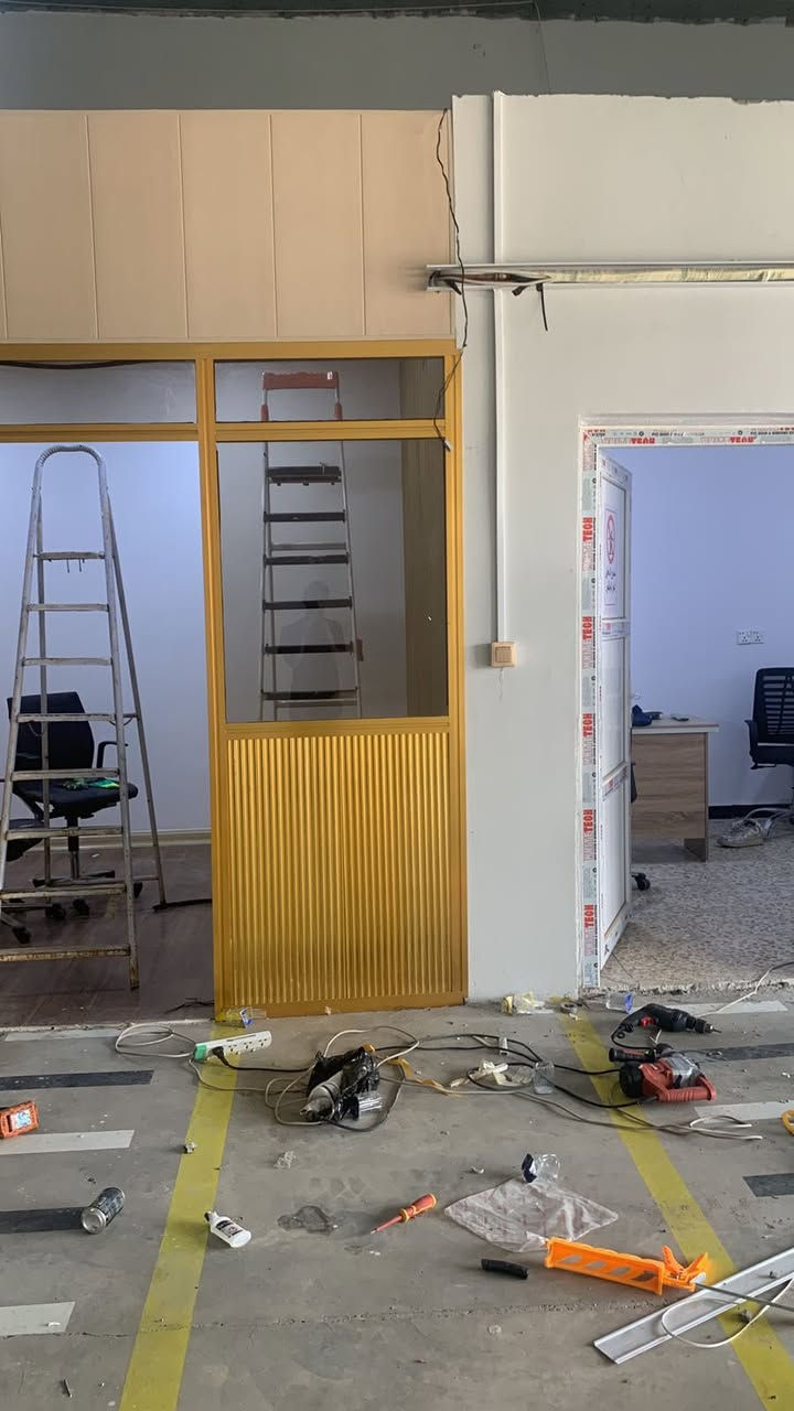 � تأسيس كهرباء محلات من الصفر 🔌
تاسيس الكهرباء+شد السبلت والبلازما 
ننفّذ جميع أعمال تأسيس كهرباء المحلات التجارية باحتراف عالي،
من بداية التأسيس إلى التشغيل الكامل، شغل مرتب وآمن ويليق بمحلّك.

✅ تمديد كهرباء كامل
✅ تأسيس إنارة داخلية وخارجية
✅ نصب بريزات ومفاتيح
✅ تنظيم الأحمال الكهربائية
✅ تنفيذ حسب نوع ونشاط المحل

📍 دقّة بالتنفيذ – التزام بالوقت – شغل مضمون
📞 للحجز والاستفسار: ***********
