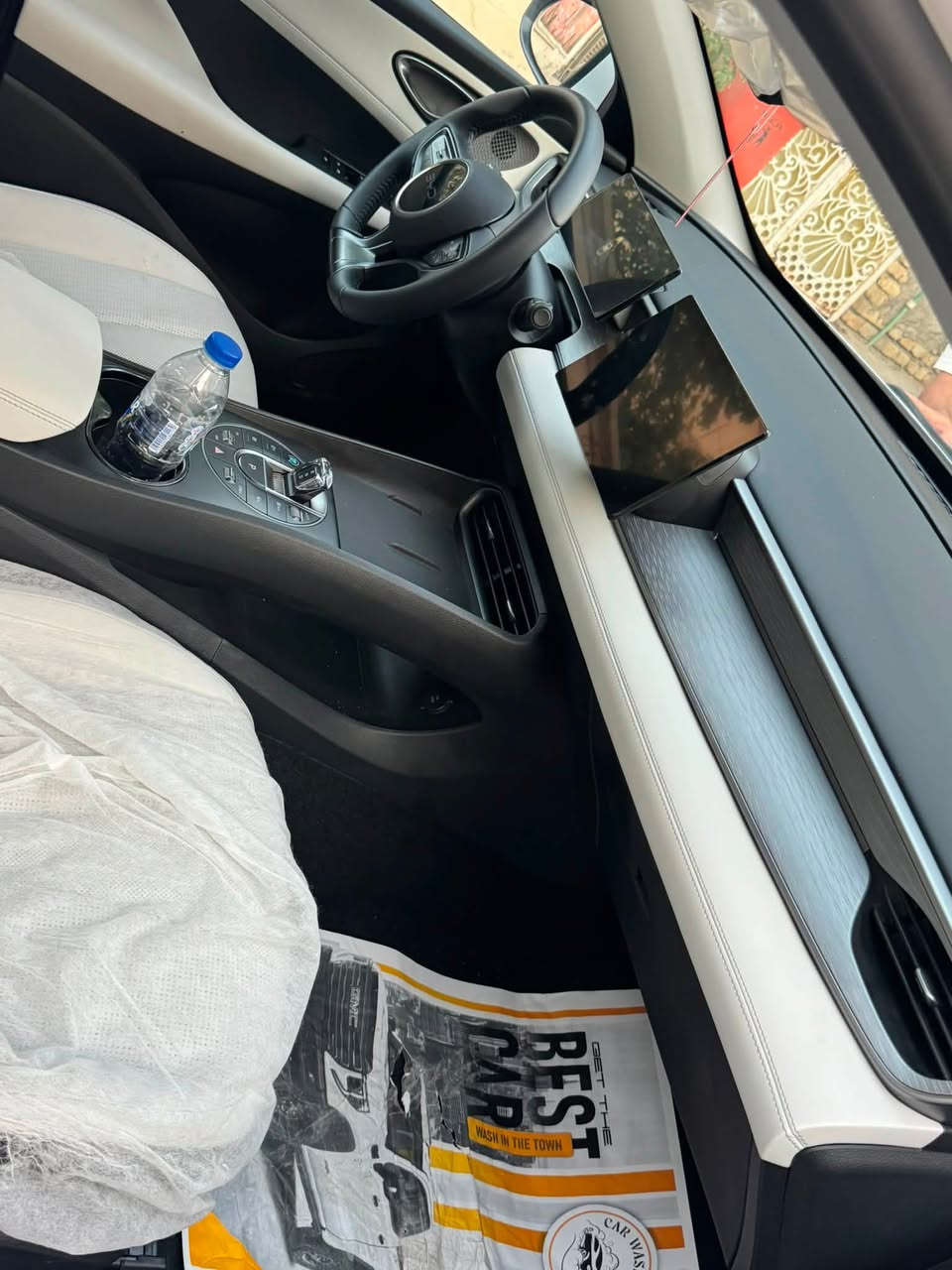 سلام عليكم للبيع بي واي دي سيل 5 بدون رقم زيرو سياره ماشيه 600 كفاله من الزلغ الاتصال *********** 
$19250 وبيهه مجال شي بسيط
