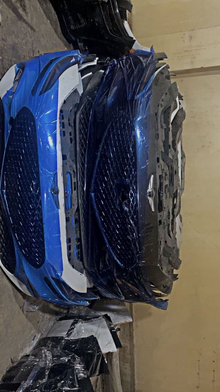 سلام عليكم شباب شتريد جينيسيسGV70G70
***********
