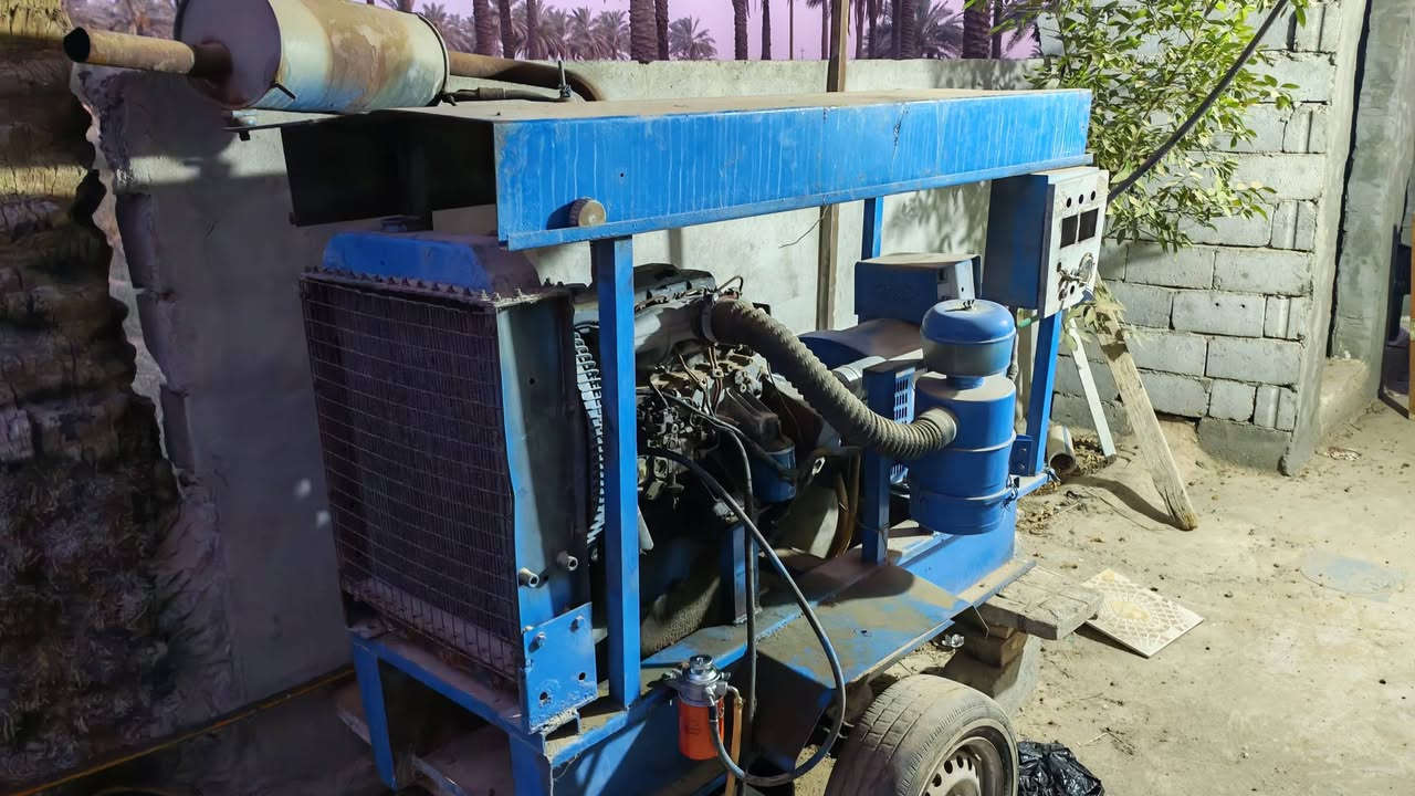 السلام عليكم
مولدة كيا محرك ٢٧٠٠ ثري فيز ٣٠kv
السعر ١٥ ورقة وبيه مجال
الرقم /***********
