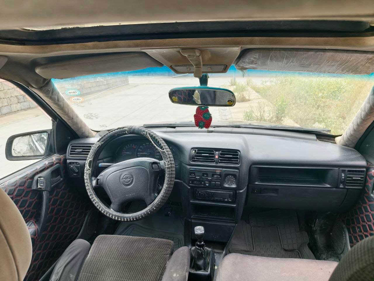 ئۆپل ڤیکترا ١٩٩٣
مەکینە ٢٠ گئر حادی گئر مەکینە بەشەرت
جوار ویل تایەی لۆکە کارەبای مەزبوتە
توندتۆلە دەحم و خایسی نیە
براوە تحویل خرامە بەشەرت
لە تەقتەقم ٣٠ گەلا

ژ.م ***********
ژ.م ***********
وتسئاپ ڤایبەر // *********** كويسينجاك, أربيل
