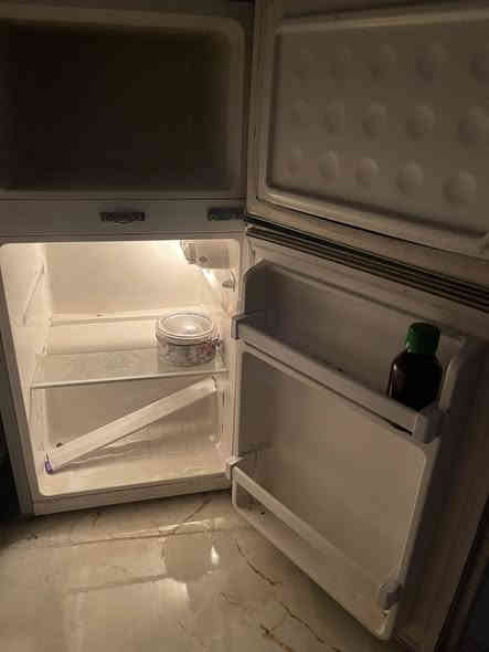 ثلاج جديدة عنوان بغداد الشعب سوق ربع تلاف السعر 100
***********
