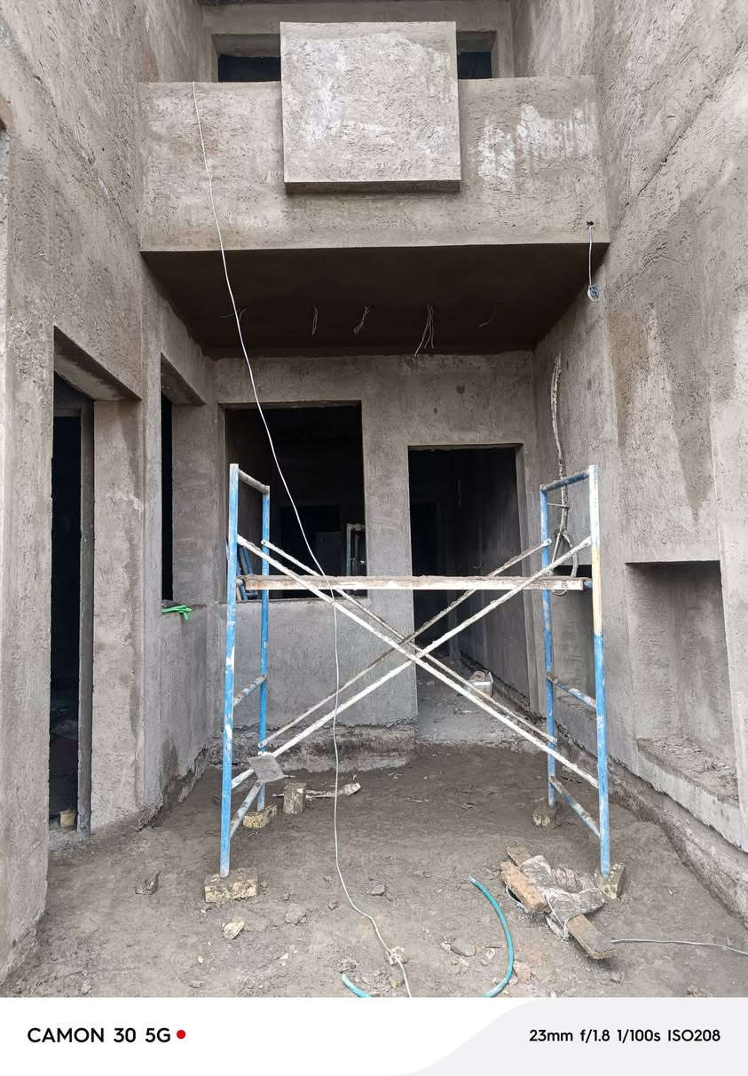 جزء من عملي لبخ أسمنت و جص استفسار اتصال على رقم *********** او مراسلة الصفحة ❤
