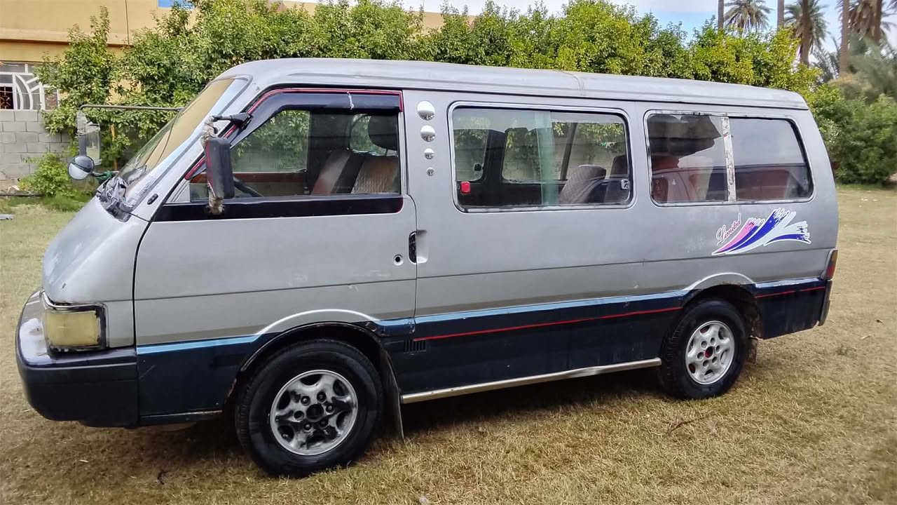 للبيع كيا بستا موديل93 رقم احمر بغداد راعيه موجود تحويل سنويه صاقطه ب ٢٢ مكينه جديده كير تعبان والباقي جاهزه سعر ١٧ وبيها مجال مكاني بغداد المدائن ‭٠٧٨١ ٧٧٩ ٠٠٠١‬
