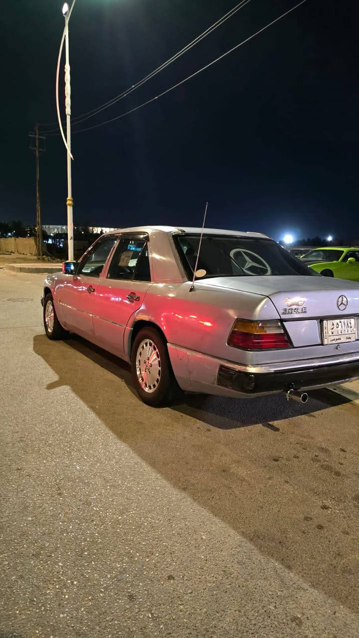 سلام عليكم مرسيدس دب موديل 91رقم بغداد الماني تحويل ثاني يوم وكاله عامه بأسمي مكينه وكير ثنين ونص ديلكو جديده حداديه وسط كهربائيات شغاله باتري جديد تخم تاير جديد بيهه قاعده دبل معمره وحده بيهه كتاب فحص خاليه من العيب الشرعي السعر 48وبيهه مجال العنوان الناصريه المركز للاستفسار اتصال على الرقم *********** بيع مستعجل غير متواجد عل فيس
