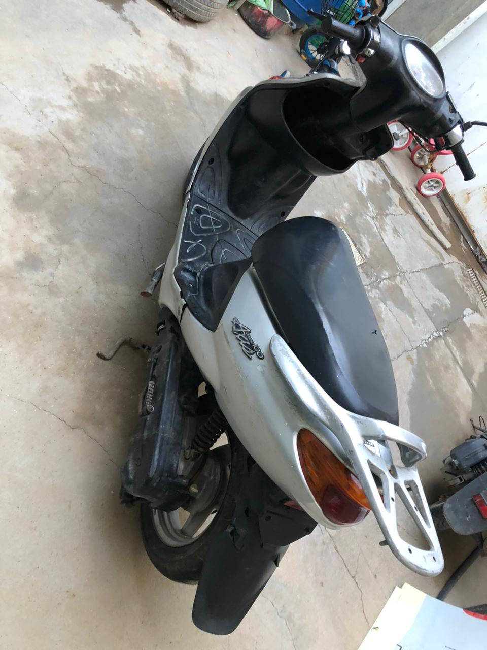 سلام عليكم اكزز فحل ياباني كامله كلشي شغال كهربائيات بريكات دبلات سعر325بيها مجال للطيبين مكاني مركز الحله ***********
