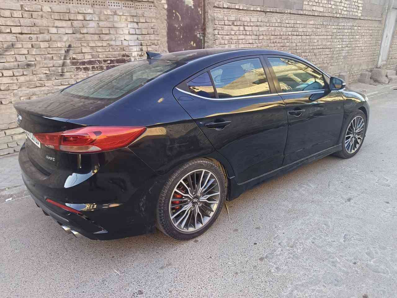 سلام عليكم النترا 2018 فول مواصفات المتدد سياره كامله مصبوغ صفح كامله محرك 1600 تربو بصمه فتحه السعر 120 وبيهه مجال العنوان بغداد ***********
