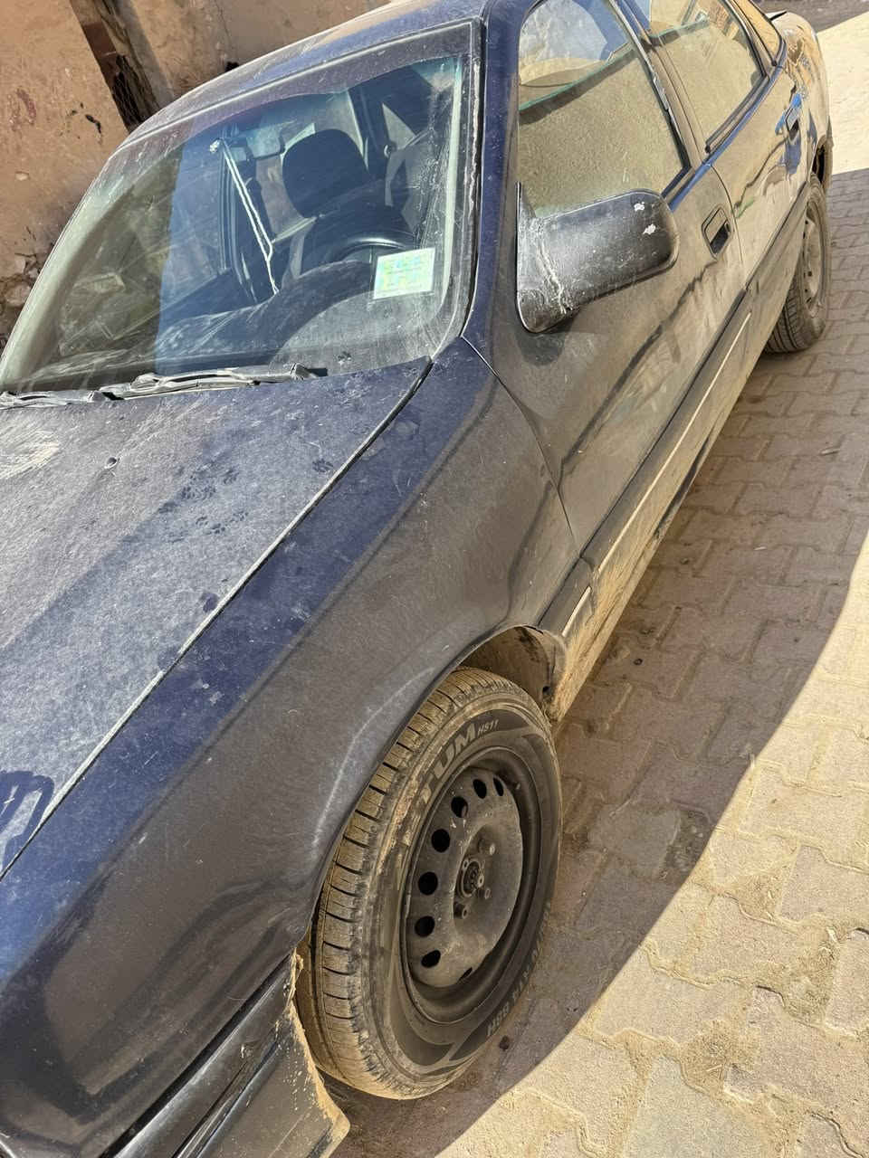 فكترا موديل 93 محرك 1600 محرك كير شرط كهربائيات كلها شغاله محوره تبريد سيارة جاهزه رقمها انبار داخل كله مدوشم 
سعرها 27 
***********
