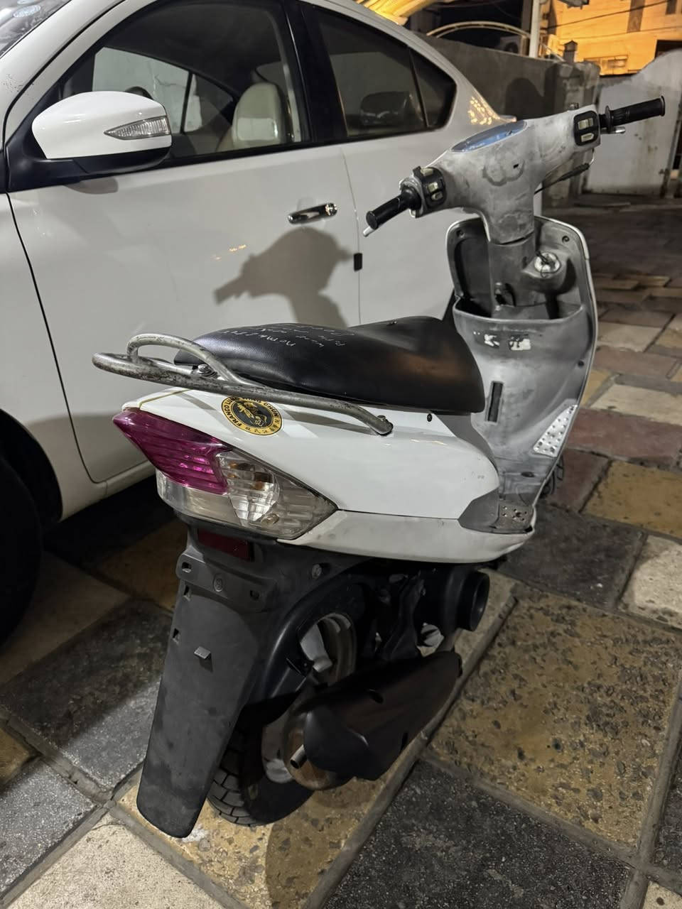 سلام عليكم للبيع ماكس منغولي كفاله جديده اي نقص مابيه نكره السعر 550للاستفسار ***********مكاني بغداد حي القاهره
