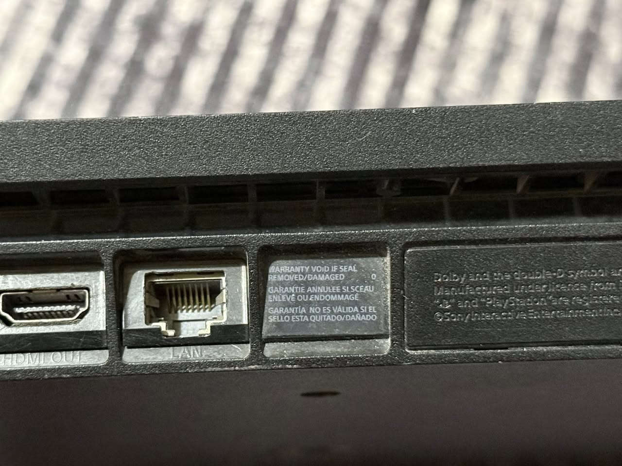 بلي فور سلم 500 جهاز حيل نضيف بيع او مراوس بلي فايف بغداد حي جامعه ***********
