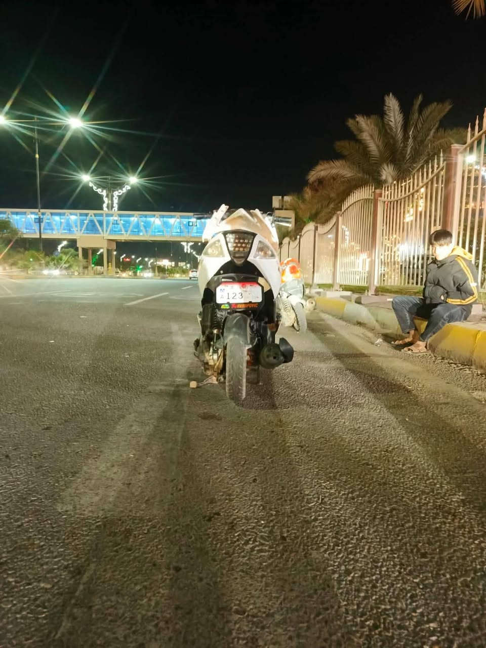 سلام عليكم دراجه ماكس مضلع حاويه للبيع 670الف موجود خاص+موجود فقط واتساب***********
