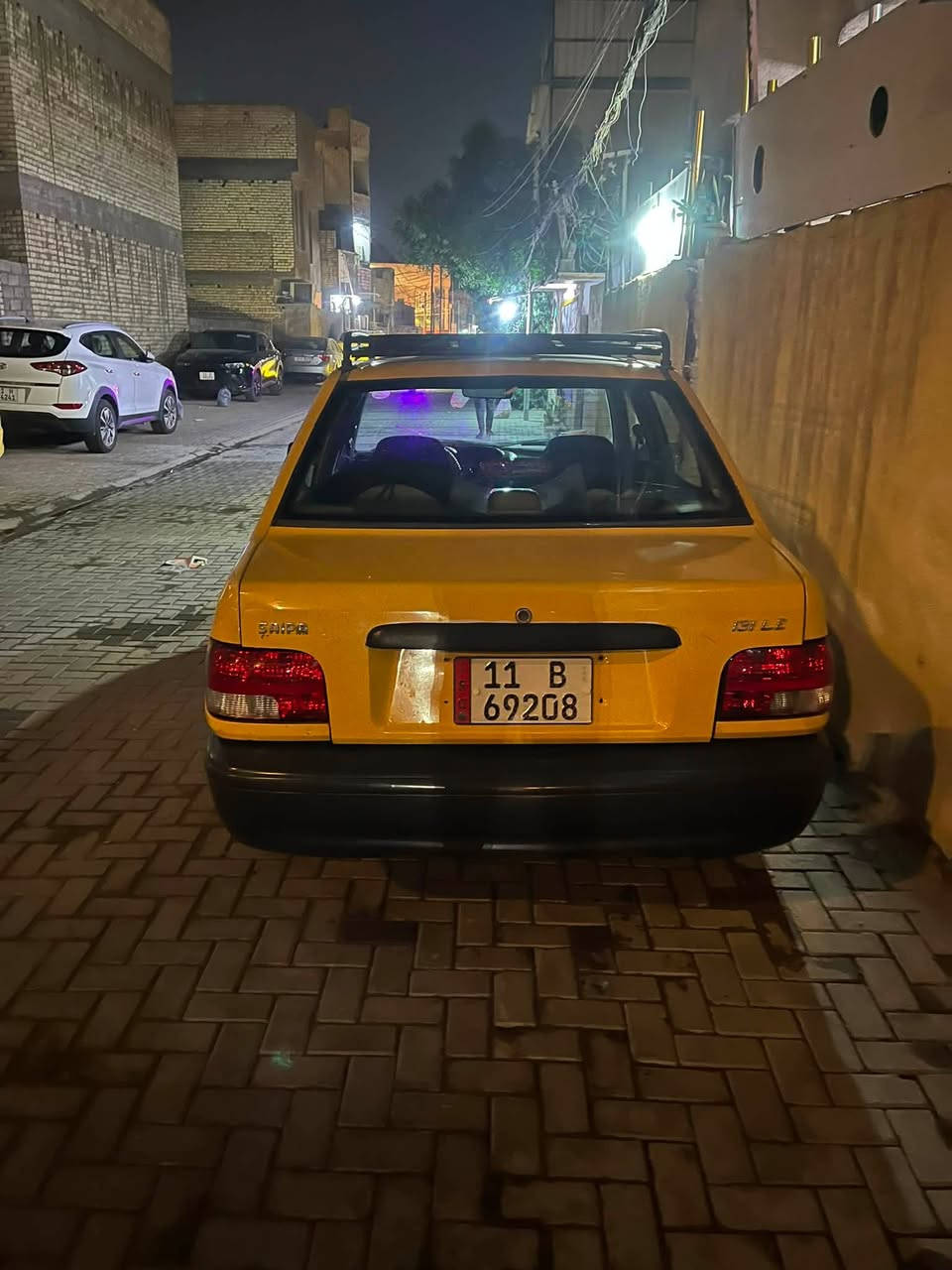 سلام عليكم سياره سايبه ٢٠١٢ سياره خير من الله بس مكينته بيه لكايد مال بارد موزين لئن جاي طلع دهن شواصي مكفولات سياره حلوه عنوان شارجيه قرب سالم دعبول ستفسار ***********
