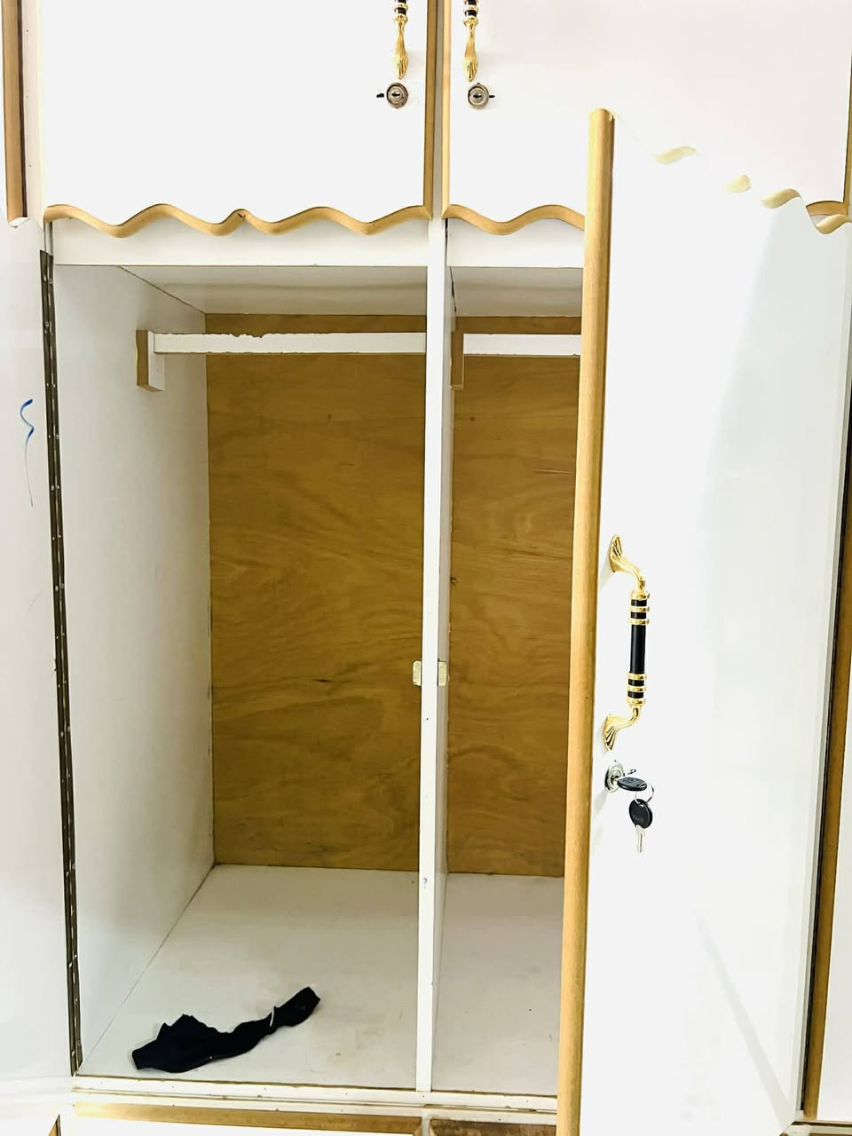 #للبيع كنتور 3 امتار ضخم سعره 240 ومجال بسيط
عنوان كركوك حي النصر


**إذا كنت صاحب هذا الإعلان وتريد حذفه لأي سبب، رجاءا أرسل رسالة إلى الدعم الفني**