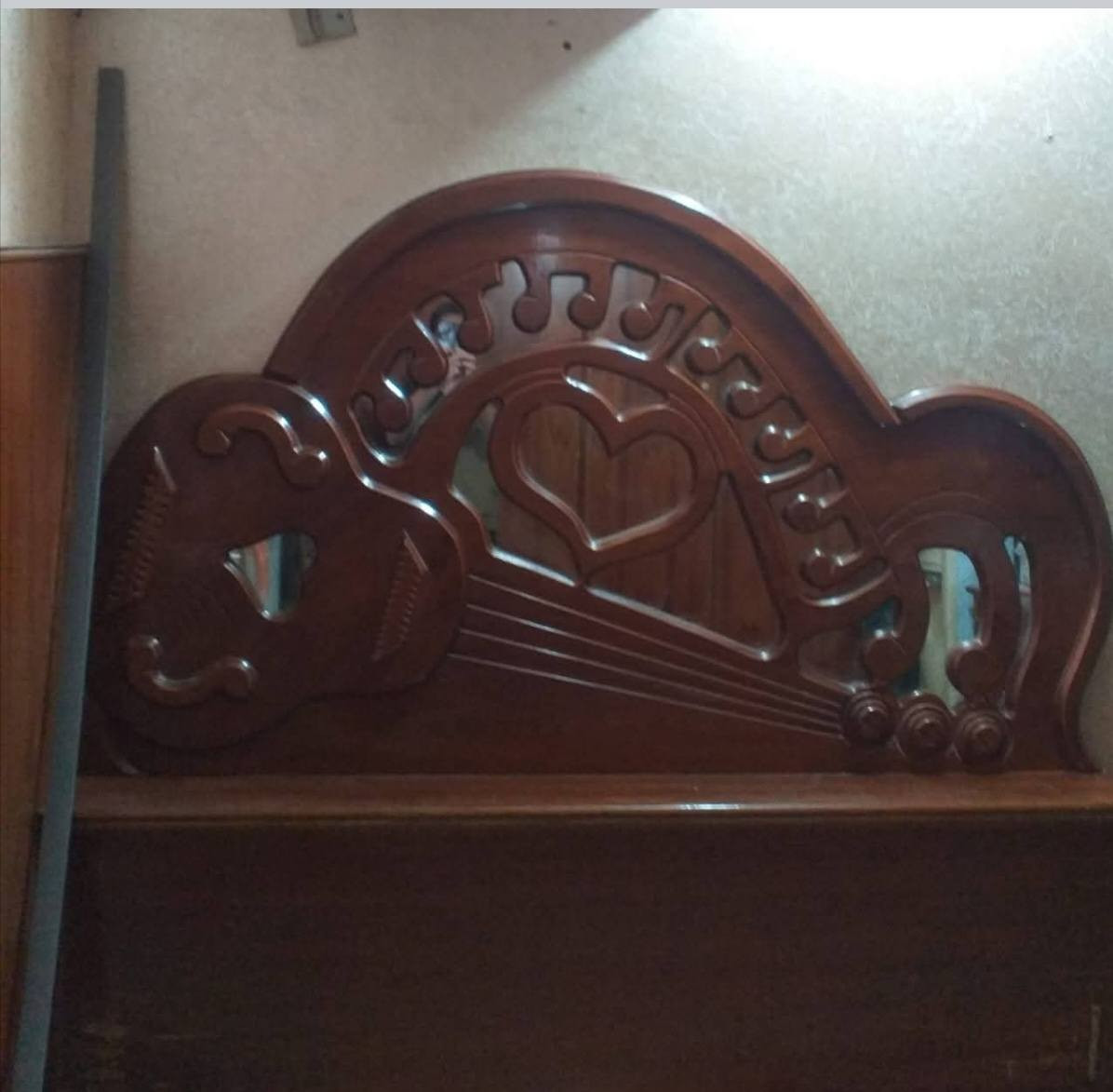 السلام عليكم قرفه خمسه باب حطاطه حلوة نضيفه كلش
***********
