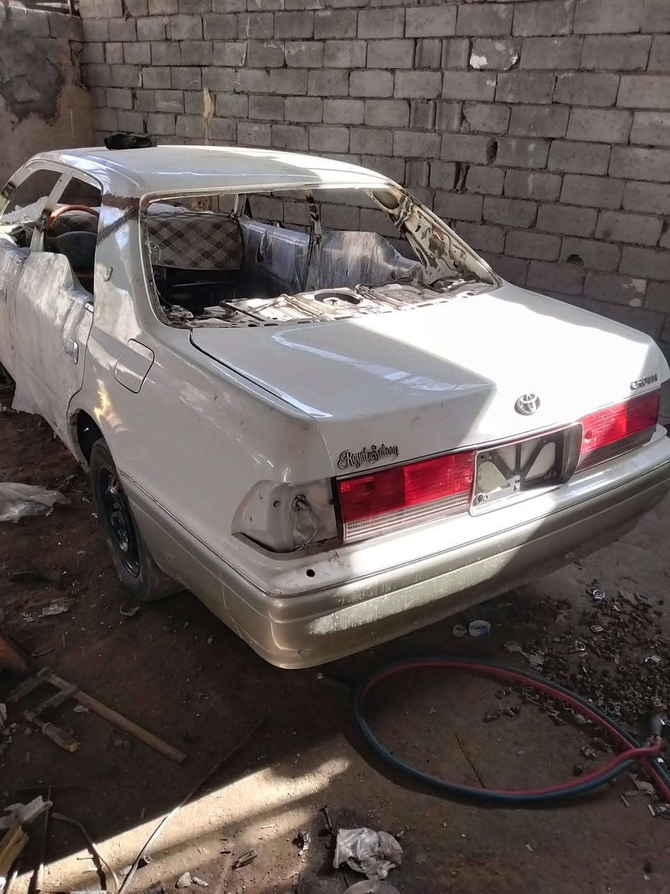 سلام عليكم راس الثور للبيع السياره كامله سمكره عايزه فقط صبغ السياره غراضهه كله كامله وجاهزه فره سستم جديد غرفه جديده دشبول جديد غرفه مديلهه 2000 السياره فقط بيه كص قماره وربع فقط والصور كدامك واضحه رقم سليمانيه الماني تريد مداور تريد وكاله حاضر الشراي يتصل وبي خير ويدلل مكاني نجف السعر 55 وبيه مجال لشراي واني خادم مايعجبك السعر ادعيلنه بل رزق رقم التليفون ***********
