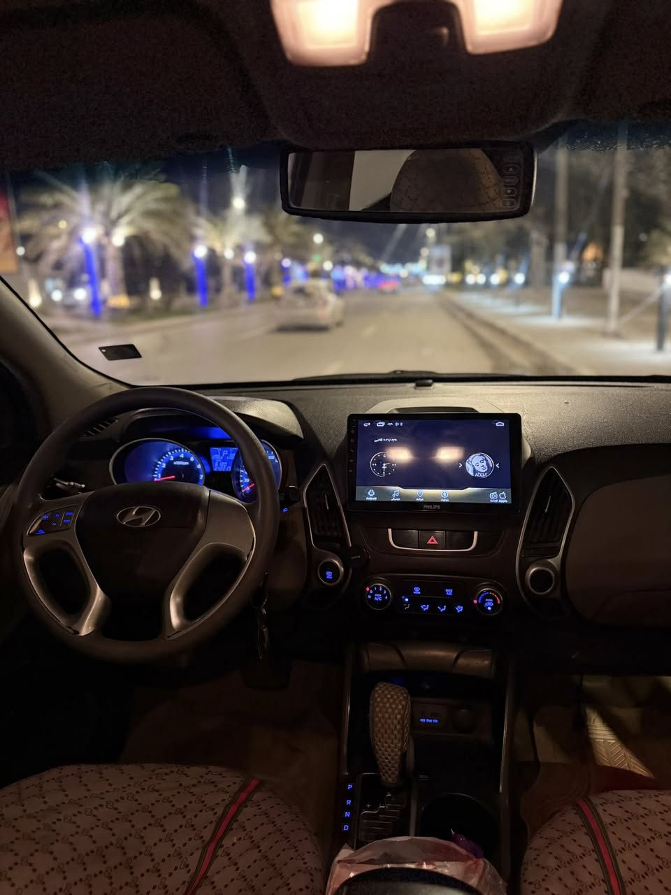 توسان ٢٠١٤ خليجي 

تخم تايرات جديد 
بطارية امارون جديدة 
شاشة جديدة 
تبريد ثلج 
السيارة ما بيها لا حار ولا بارد 
فقط الطخات الي موضحة بالصور وما مصلحها 
مبدل بيها رواجز من شركة هونداي الأصلية 

السعر ١٣٣ وبيها مجال 
مكان نجف 
***********
