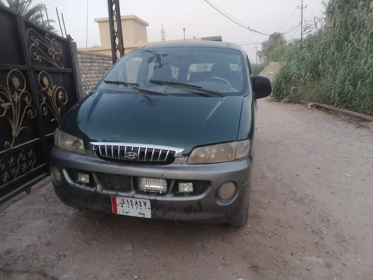 سياره موديل 2000 بس مو انا سياره جاهزه خيط بخار بيها سعر 25 وبيها مجال ***********
