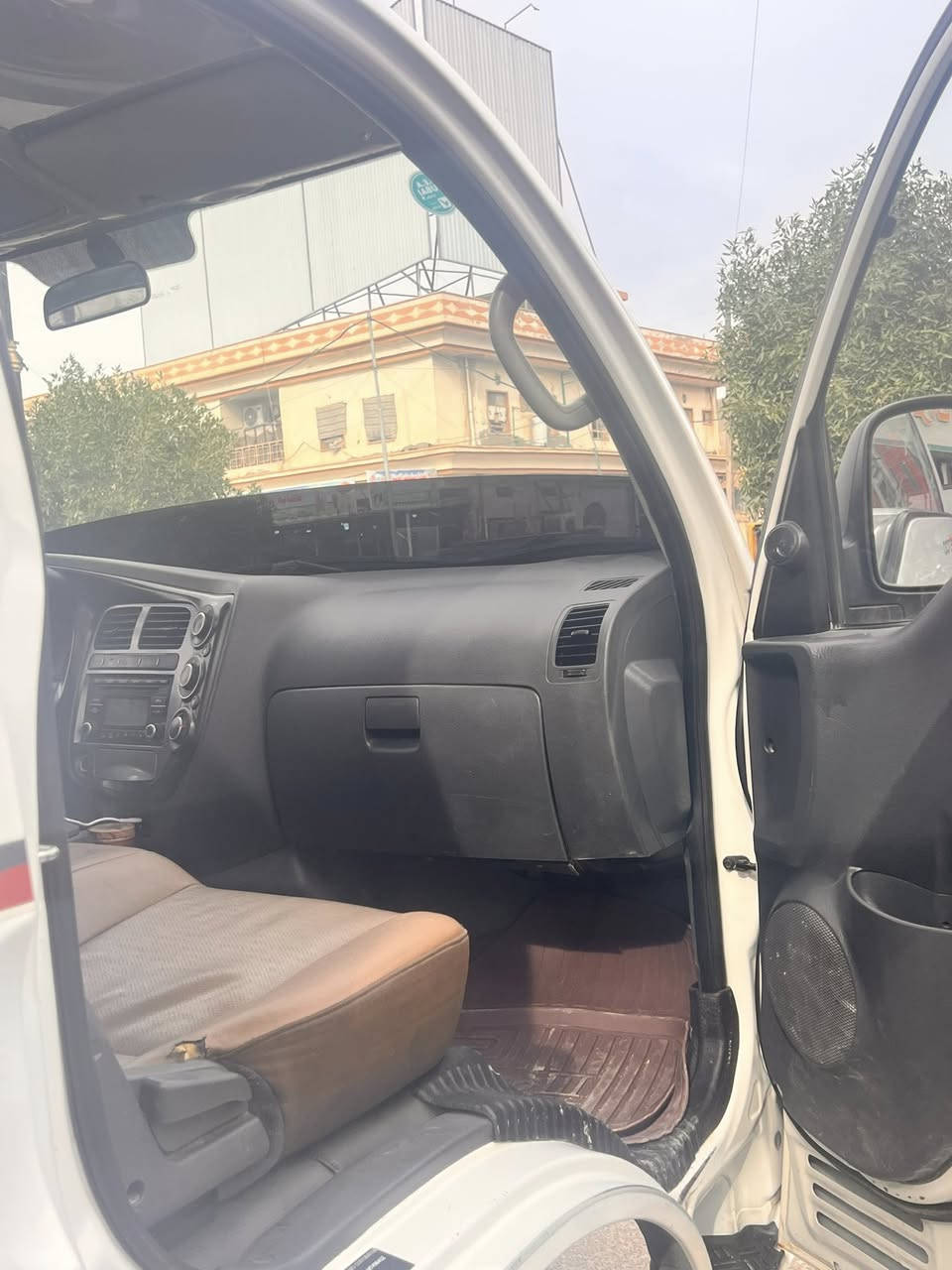 سلام عليكم كيه بنكو 2700  موديل 2021سياره خير من الله مكفوله من شواصي محرك كير رقم بغداد مكان سياره لانبار السعر 145بيه مجال رقم الهاتف ***********
