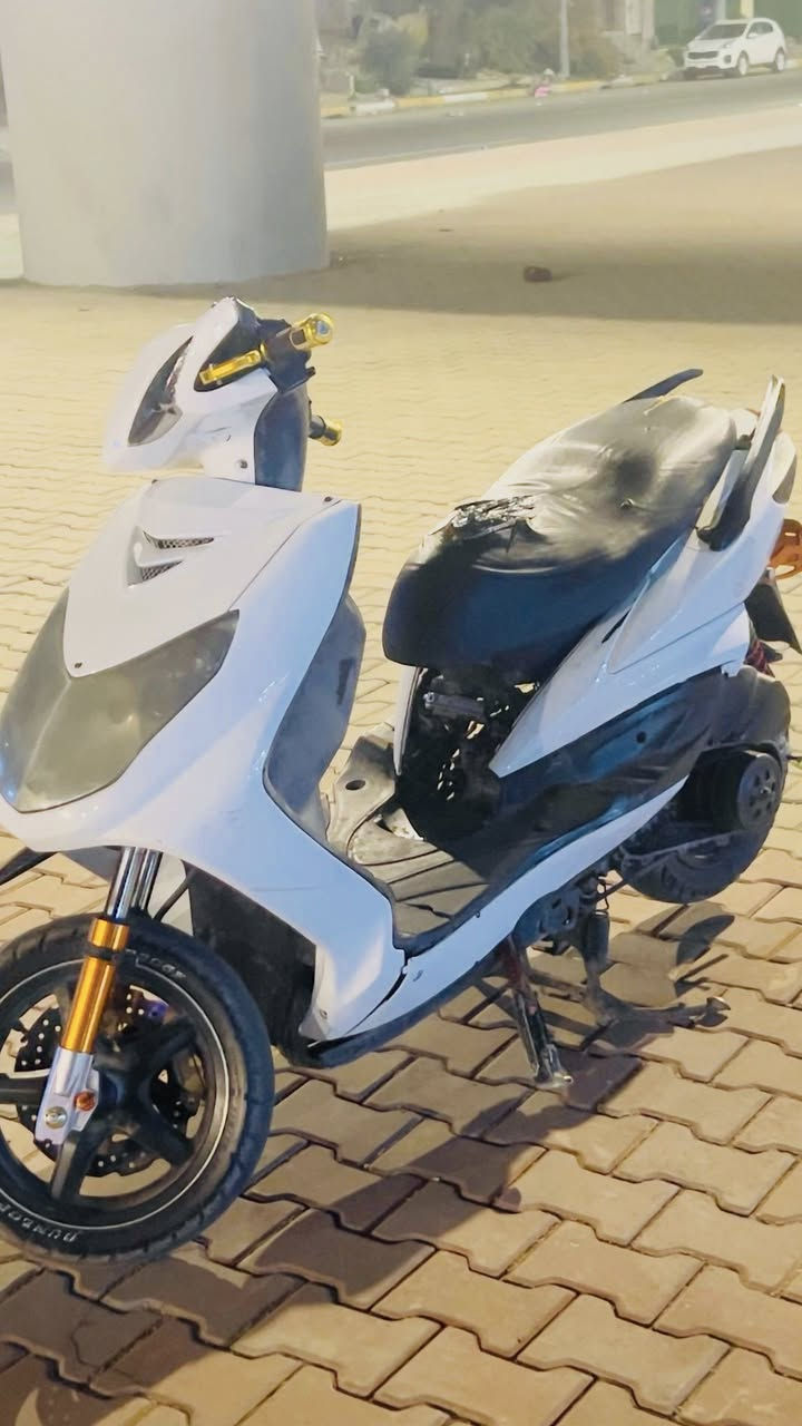 سلام عليكم سكنس فحل رياضي للبيع 
بيهة كور رياضي اصلي 
قاعده مال رقم رياضي grs
قبق فلاوين رياضي
فج برمبو رياضي مال بي ام 1000 اصلي مال تفصيخ
صدر رياضي اصلي 
يدات بريك رياضي 
يده سكليتر مال قفاز ذهبيه  
تطواله مال فج رياضي مال بي ام 
كابريتر قفاز
صالنصه رياضي صجميه اصليه  
دراجه خير من الله 
سعرهة 550 مستعجل علا بيعتهة المو شراي ليطب يتعبني
*********** متواجد واتساب
