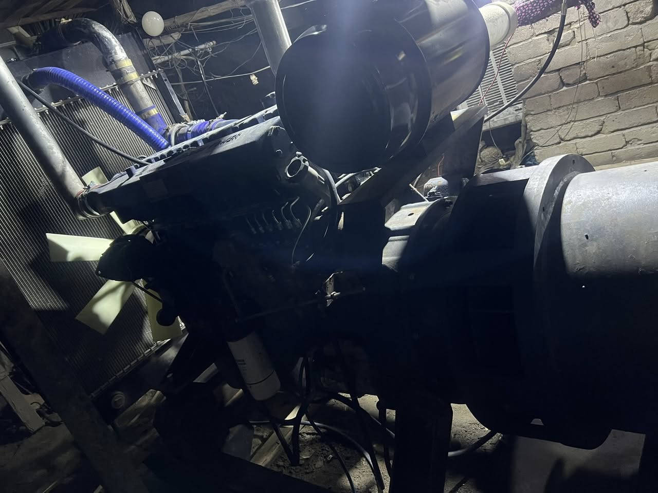 مولدتين للبــيـ ـيعع 

1- نوع سكانيا 350kv 
2- نوع ثانيه شتاير 350kv 

المكان الفهــودد العـمايره قرب المركز صحي


**إذا كنت صاحب هذا الإعلان وتريد حذفه لأي سبب، رجاءا أرسل رسالة إلى الدعم الفني**