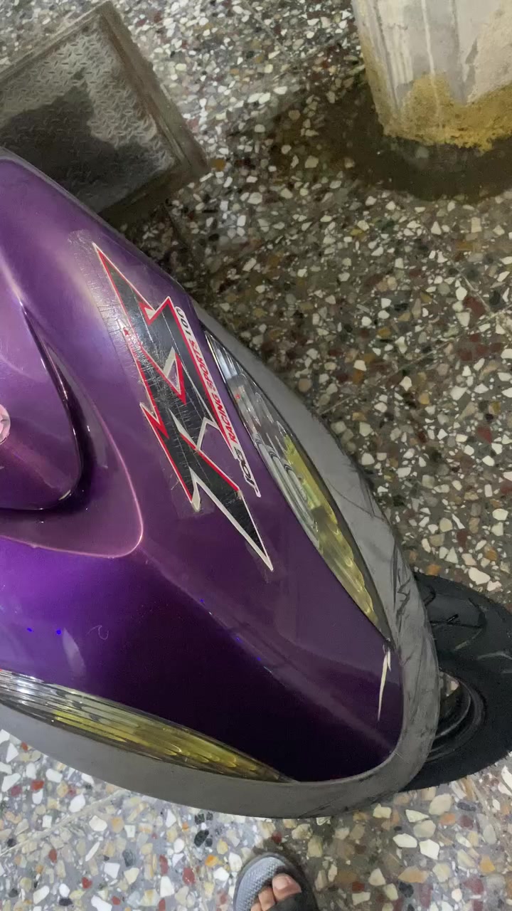 سلام عليكم ماكس عدله بلاديه من طول للطول دراجه كامله من كلشي واي نقص مابيه وبيها غراض هواي وياها تجي تاخذها وراسك مرتاح مكاني دوره ميكانيك قرب مركز الحظر السعر خاص رقمي *********** واتس موجود وعلا رصيد موجود علا الماسنجر مموجود
