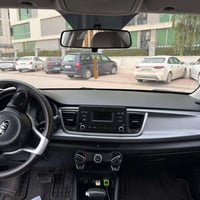 📌 الموديل: Kia Rio (2019 – 2020)  📌 الفئة: سيدان  📌 اللون: فضي  📌 المق...