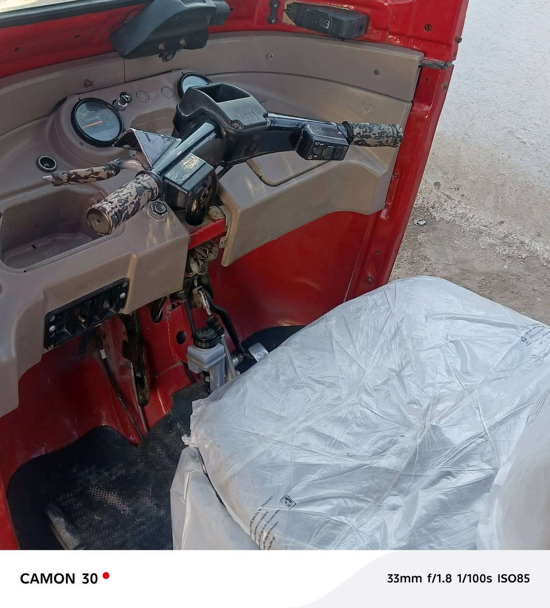 السلام عليكم تكتك للبيع مديل 2018 كفاله عامه تحويل مباشر السعر 6 ملاين وبيه مجالل لطيبين الاستفسار *********** اتصل وبيك خير وتدلل🤍❤
