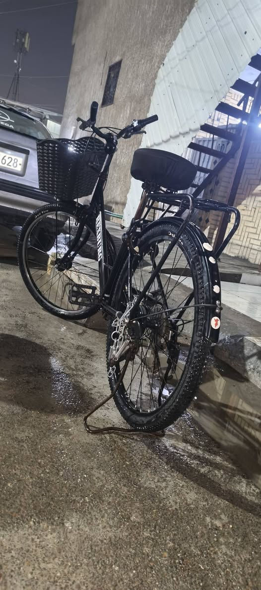 السلام عليكم كباتن 
هذا البايسكل للبيع ب 125 ألف دينار 
للاستفسار ***********
