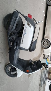 بوليس • المكينة مامفتوحة • نقص برغي